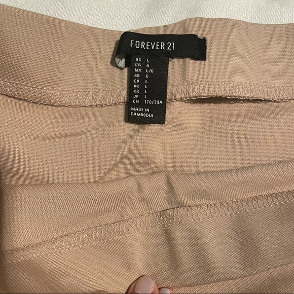 Forever 21 Skirt - Picture 5 of 6